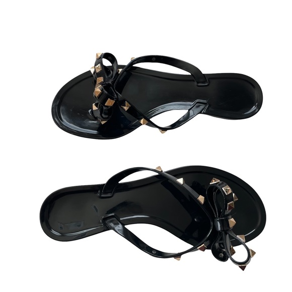 NWOT Jelly Flip Flops Black Studded Size 7 - Picture 4 of 5